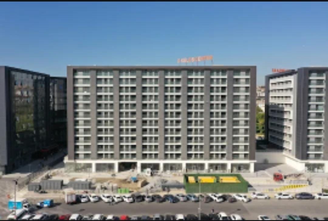 Küçükçekmece Adalet sarayının yanında 2 bloklu residence sitede 250 adet 2+1 ve 1+1 stok dairelerimiz mevcut
