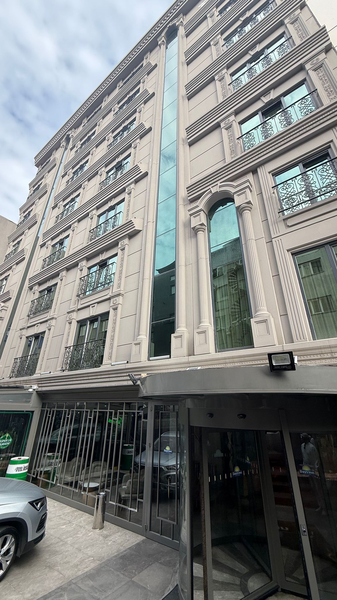 Şişli Bomonti 4 yıldızlı otel 18M USD